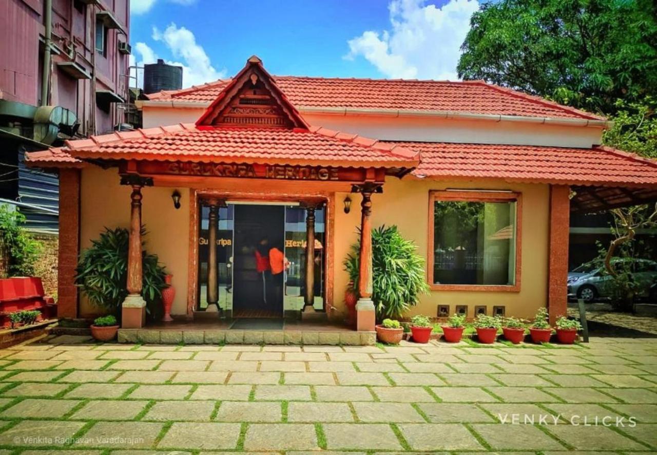 Gurukripa Heritage Hotell Thrissur Exteriör bild